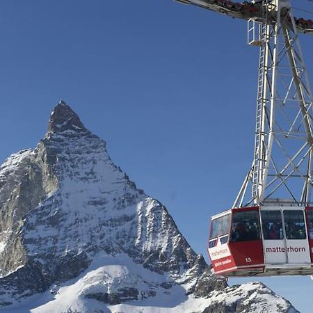 Haus Alpenschloss Zermatt Kamer foto